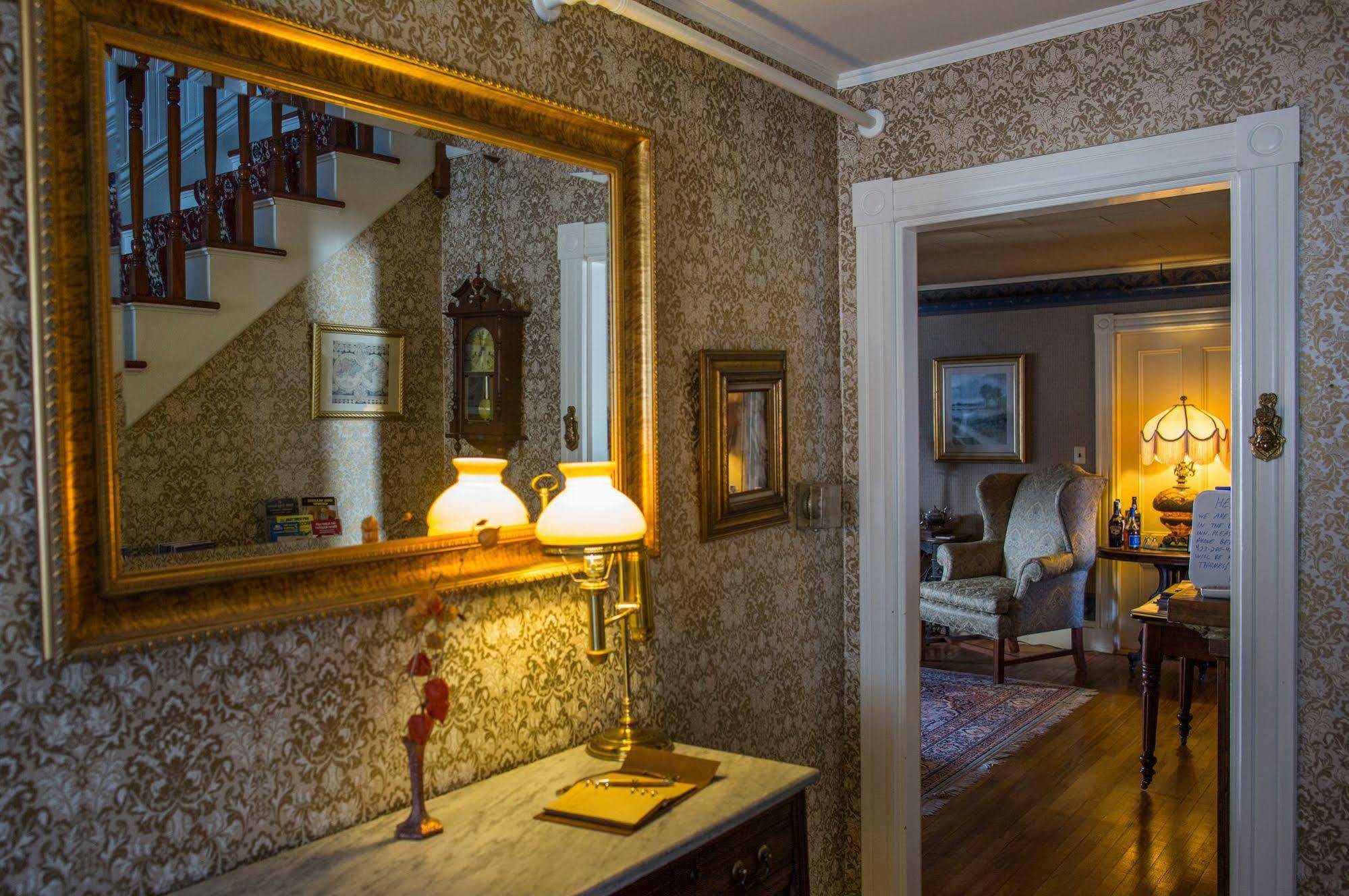 Holidae House Bed & Breakfast Bethel Eksteriør bilde
